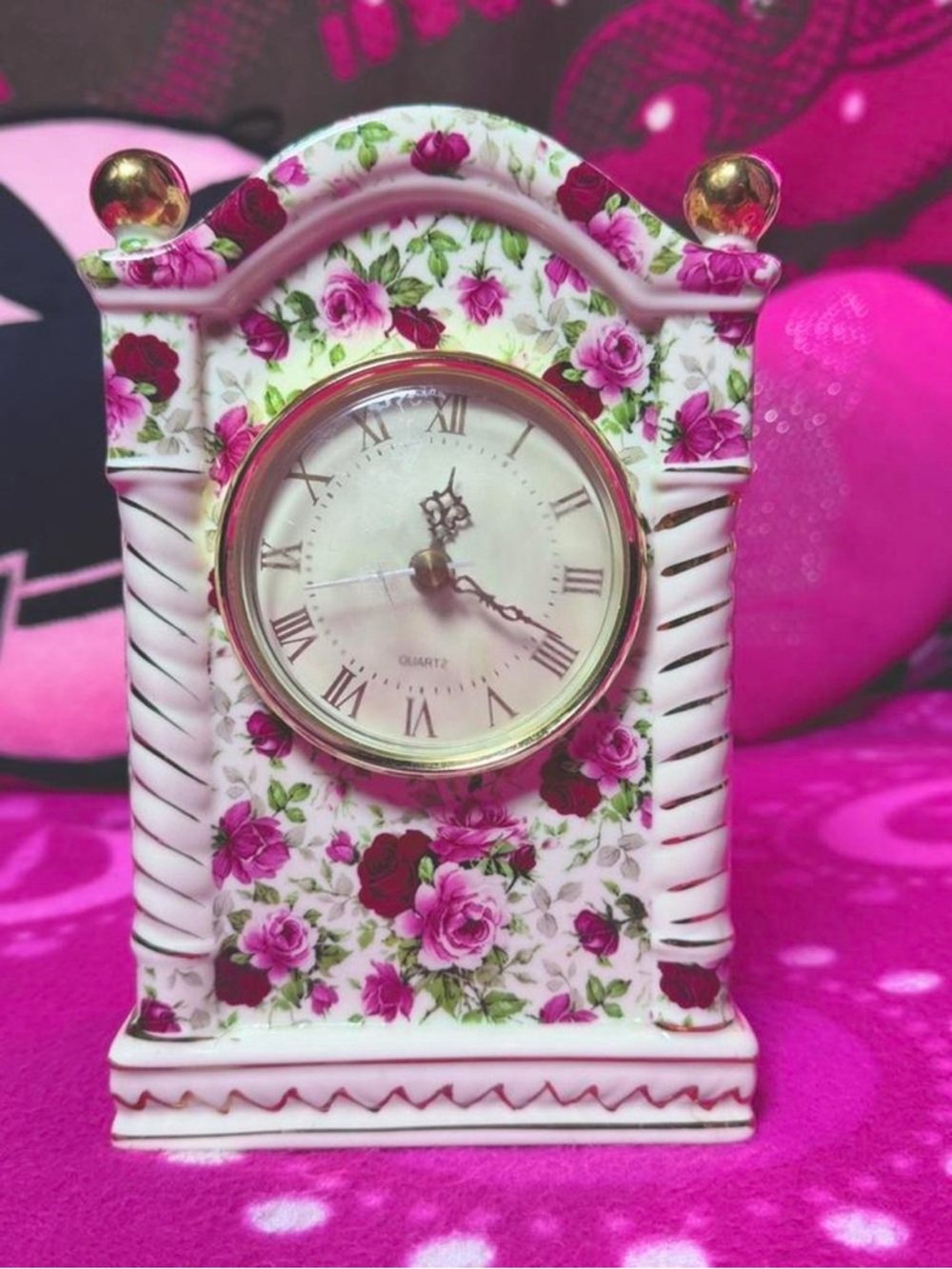 Gorgeous Vintage Coquette Floral Porcelain Desk Clock